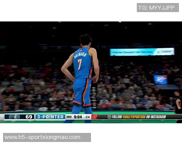 霍姆格伦回应阿伦被驱逐事件强调裁判判罚合理专注比赛表现